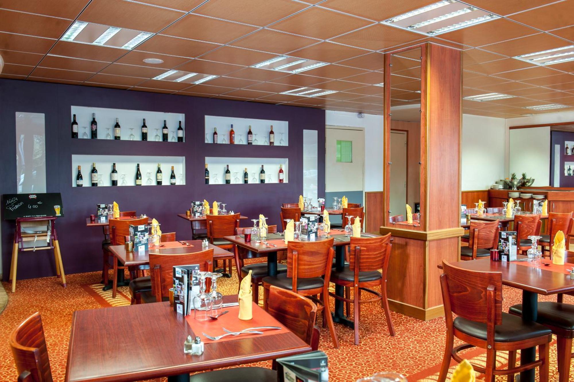 Brit Hotel Agen - L'Aquitaine Le Passage  Esterno foto